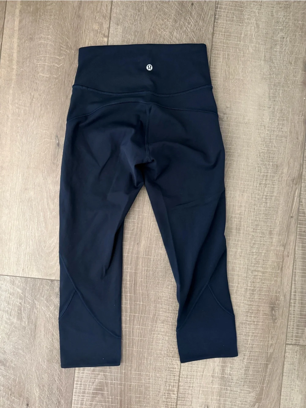 Lululemon In Movement Crop *Everlux 19